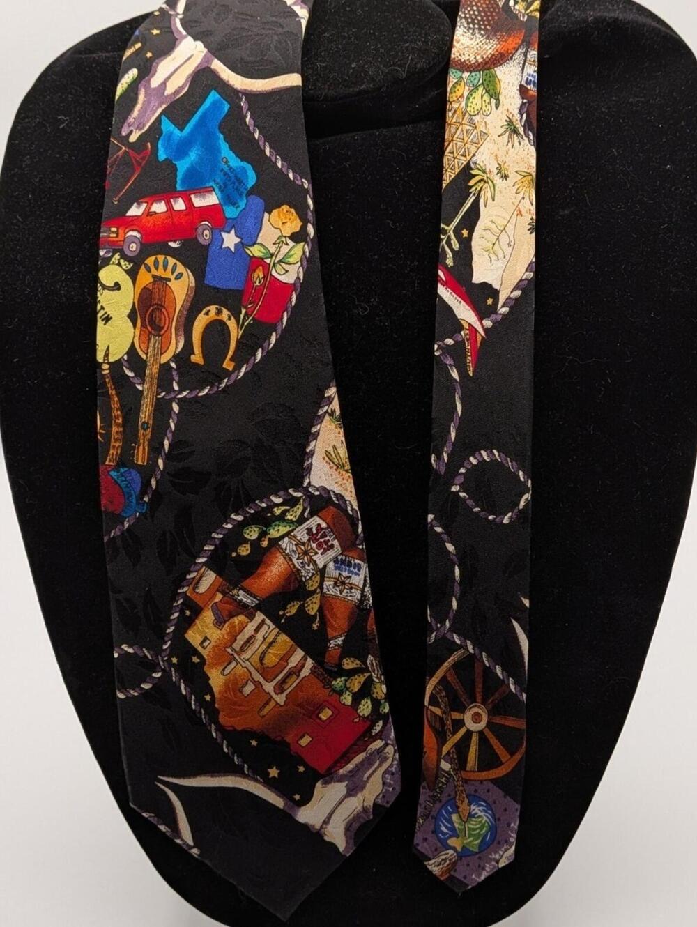 Nicole Miller 1993 Vintage Texas Southwest Silk Tie Black Longhorn Armadillo